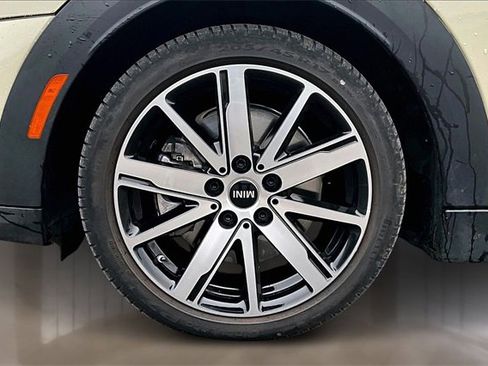 Used 2023 MINI Cooper S image 28