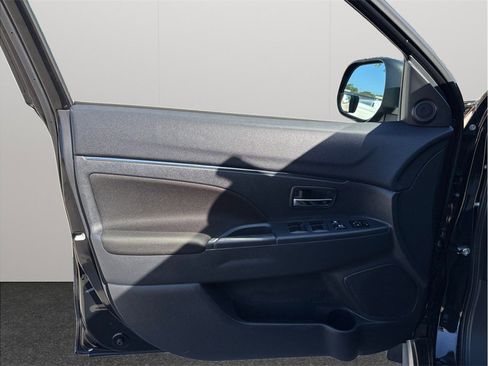 Used 2024 Mitsubishi Outlander Sport LE AWD/4WD image 15