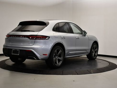 Certified 2026 Porsche Macan AWD/4WD image 7