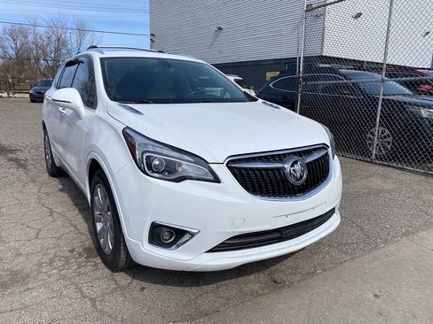 Used 2020 Buick Envision Essence image 3