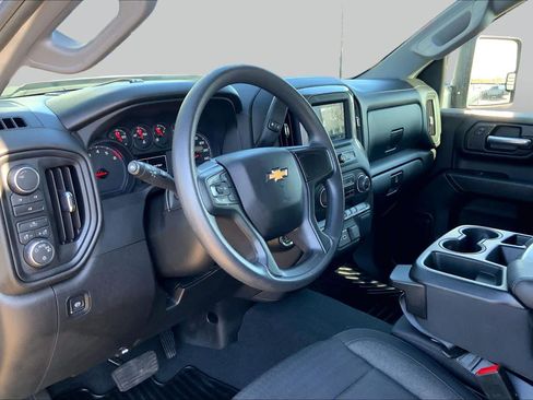 Used 2026 Chevrolet Silverado 2500 Custom w/ Z71 Off-Road Package AWD/4WD image 18