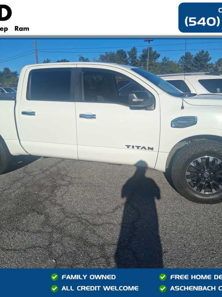 Used 2017 Nissan Titan SV AWD/4WD image 1