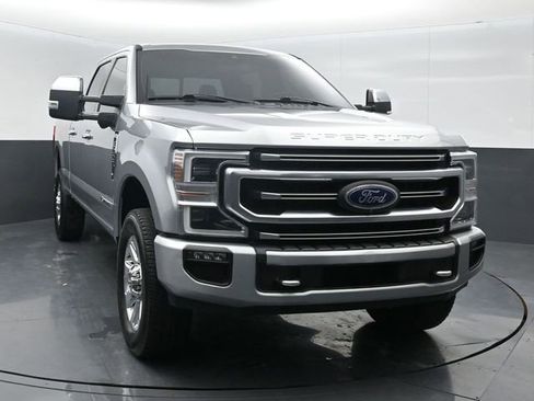 Certified 2022 Ford F350 Platinum w/ FX4 Off-Road Package image 1