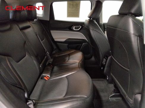 Used 2022 Jeep Compass Limited AWD/4WD image 38