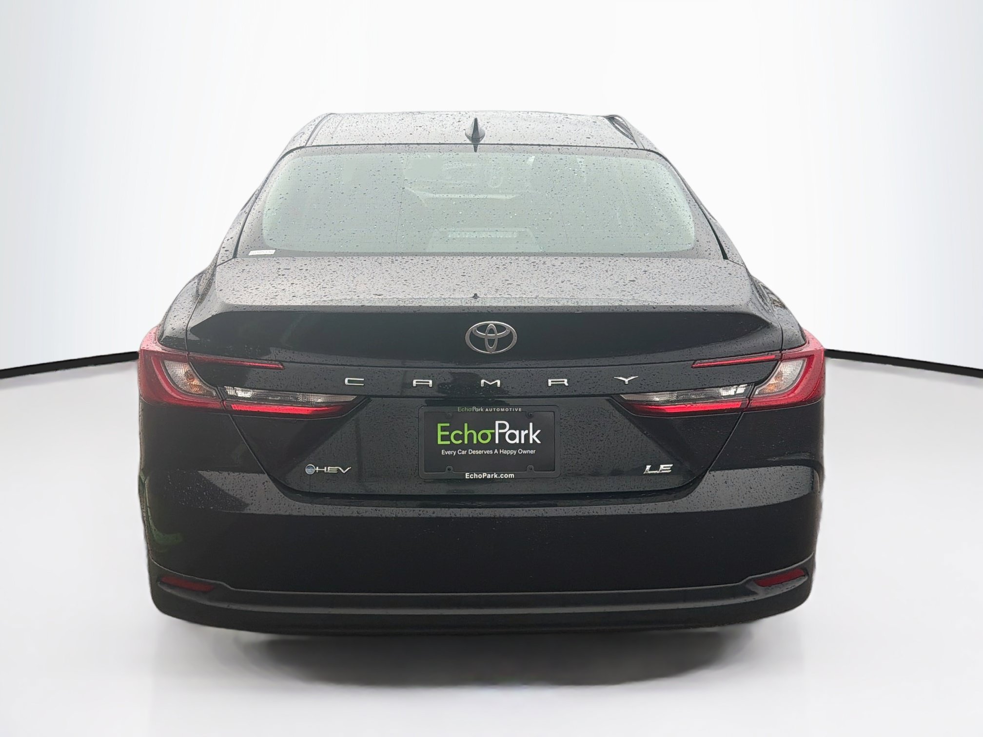Used 2025 Toyota Camry LE FWD image 7