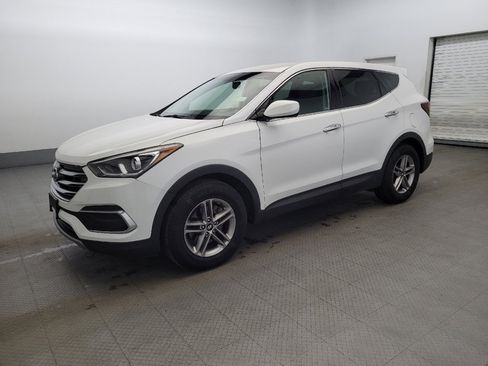 Used 2018 Hyundai Santa Fe Sport image 2
