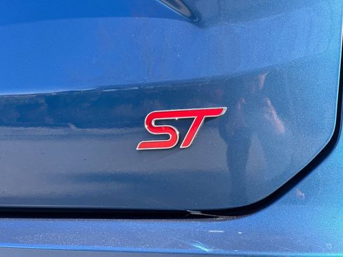 Used 2020 Ford Edge ST w/ Equipment Group 401A image 26