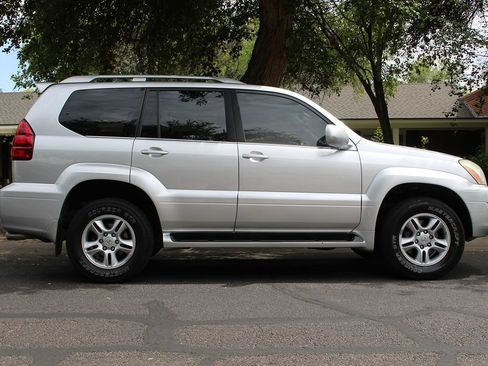 Used 2007 Lexus GX 470 AWD/4WD image 3