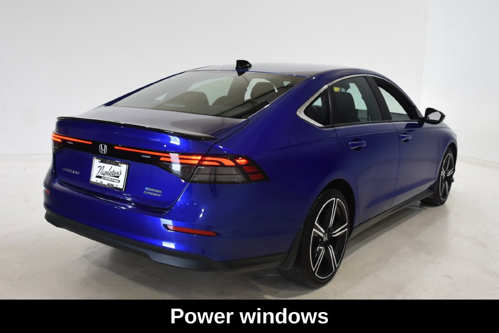 Used 2024 Honda Accord Sport image 4