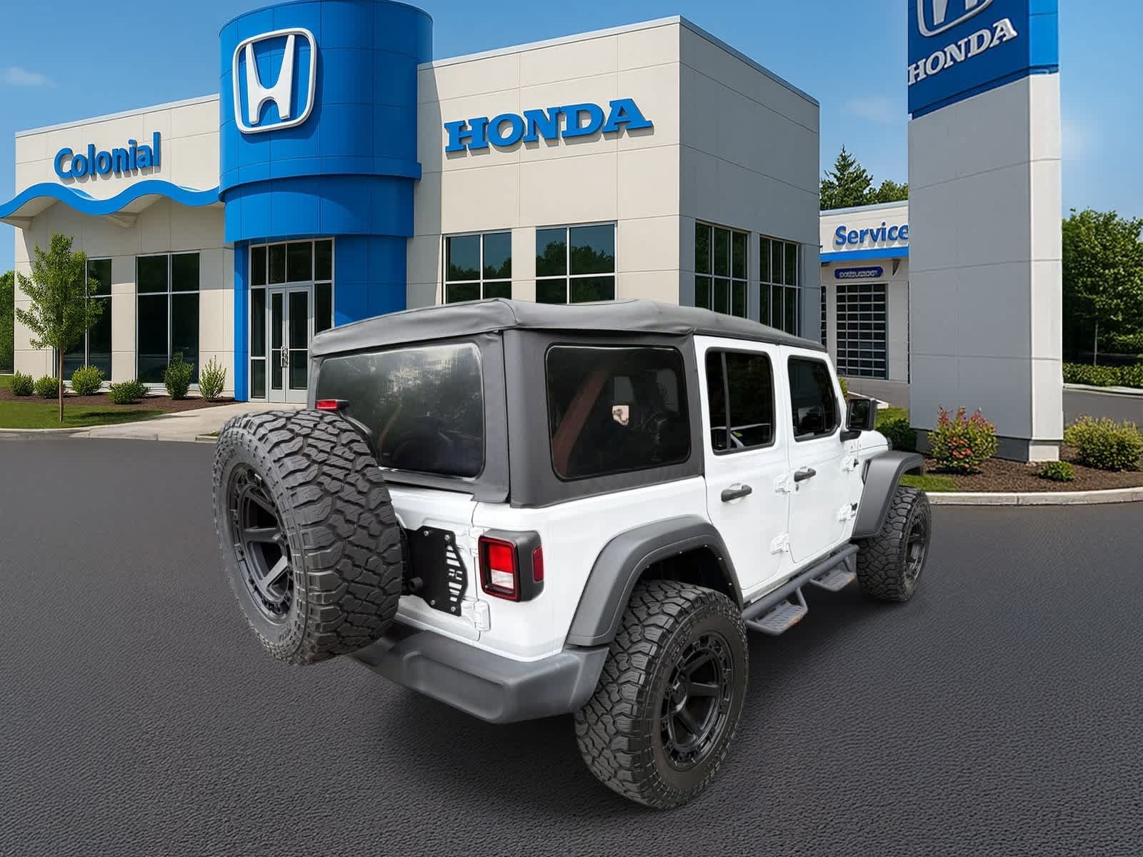 Used 2022 Jeep Wrangler Unlimited Sport AWD/4WD image 6