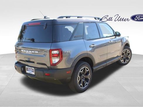 New 2025 Ford Bronco Sport Outer Banks image 3