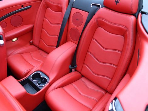 Used 2012 Maserati GranTurismo Sport RWD image 19