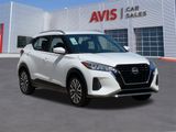 Used 2024 Nissan Kicks SV image 3