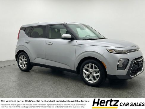 Used 2025 Kia Soul LX w/ LX Technology Package image 1