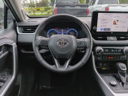 Certified 2023 Toyota RAV4 Limited AWD/4WD image 15