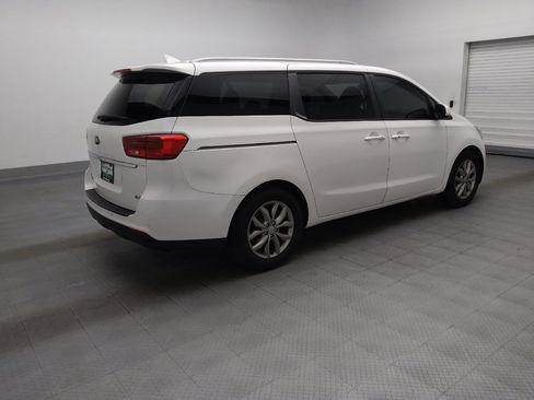 Used 2019 Kia Sedona EX FWD image 10