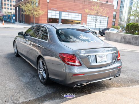 Used 2017 Mercedes-Benz E 300 image 5