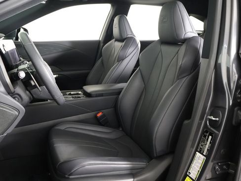 Used 2024 Lexus RX 350 F Sport w/ Technology Package AWD/4WD image 34