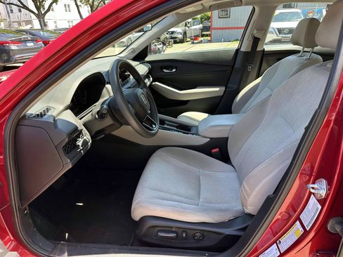 Used 2023 Honda Accord EX image 11