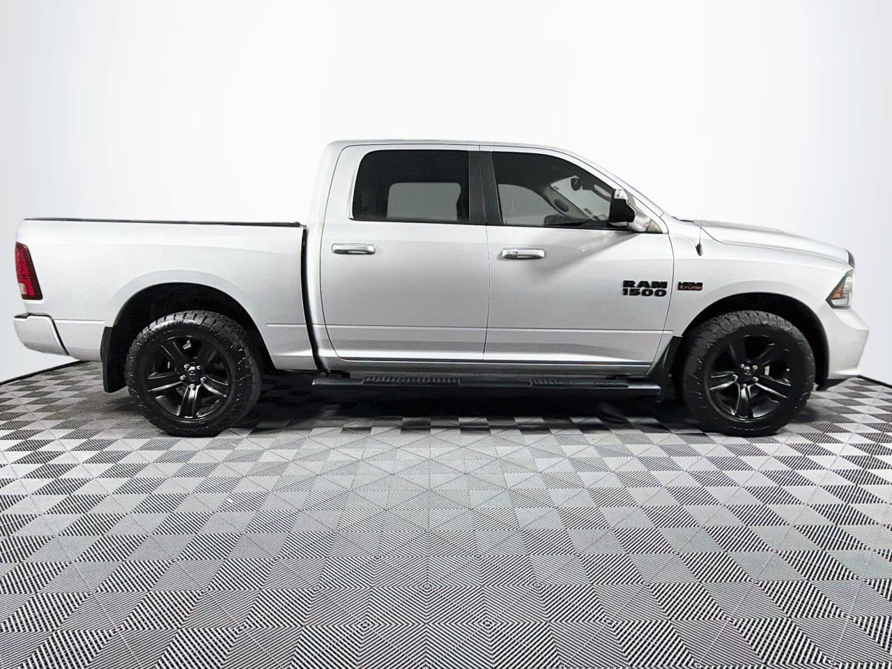 Used 2018 RAM 1500 Sport AWD/4WD image 26