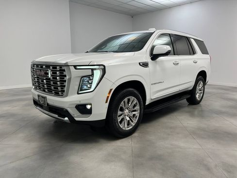 Used 2025 GMC Yukon Denali image 3