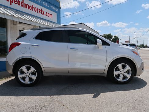 Used 2015 Buick Encore Convenience FWD image 4