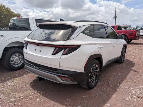 Used 2025 Hyundai Tucson Limited image 3