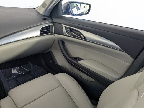 Used 2019 Cadillac CTS Luxury image 37