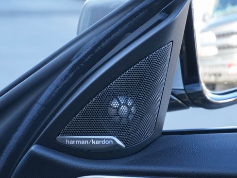 Certified 2023 BMW 430i Convertible w/ Premium Package image 40