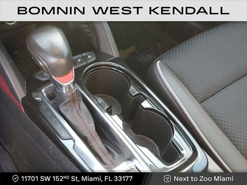 Used 2021 Chevrolet TrailBlazer RS w/ Sun and Liftgate Package image 27