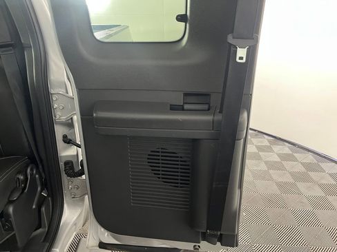 Used 2012 Ford F350 Lariat w/ Chrome Pkg image 12