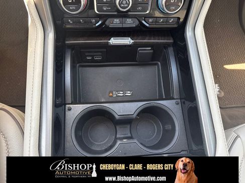 Used 2021 GMC Yukon XL Denali AWD/4WD image 26