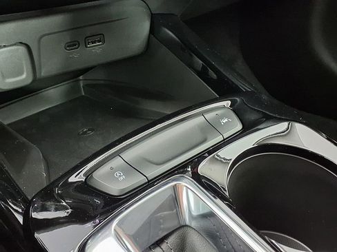 New 2026 Chevrolet Trax LT w/ Sunroof Package FWD image 60