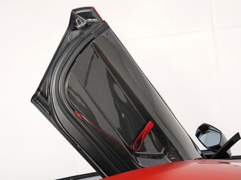 Used 2017 Lamborghini Aventador S image 66