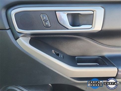 Certified 2022 Ford Explorer XLT w/ Equipment Group 202A image 35