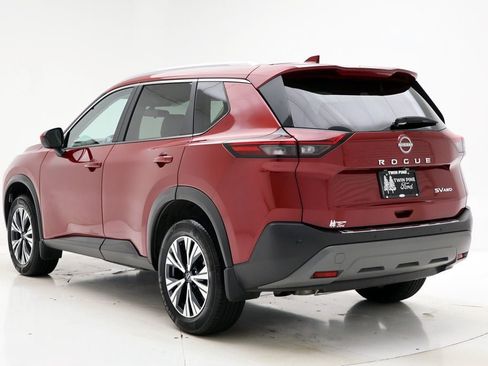 Used 2023 Nissan Rogue SV w/ SV Premium B Package image 6