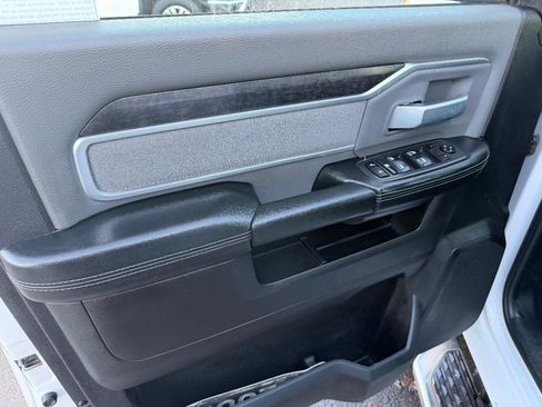 Used 2021 RAM 2500 Big Horn image 15