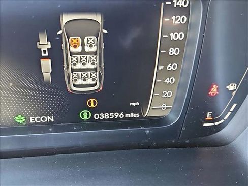 Used 2023 Honda Pilot Elite image 11