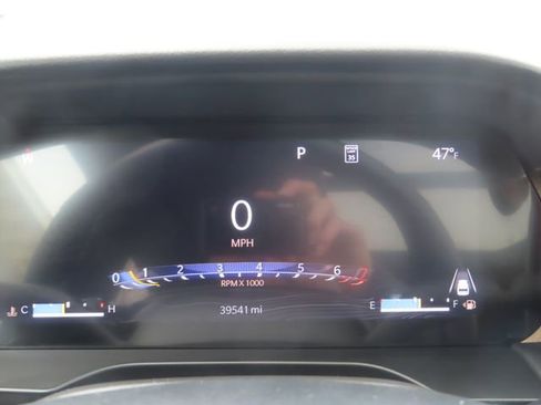 Used 2023 Jeep Grand Cherokee L Overland w/ Advanced Protech Group III image 38