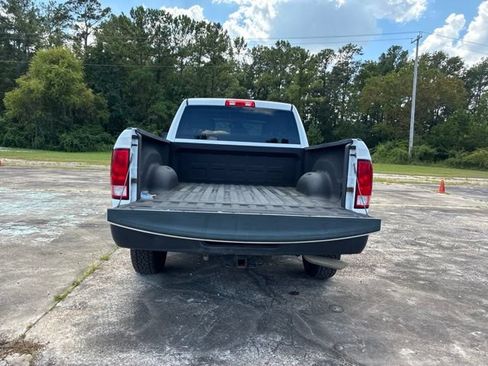 Used 2017 RAM 1500 Tradesman RWD image 18