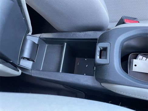 Used 2016 Honda HR-V EX image 31