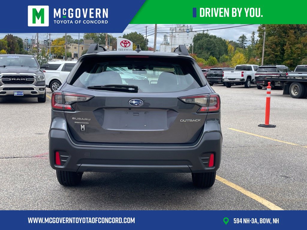 Used 2022 Subaru Outback AWD/4WD image 4