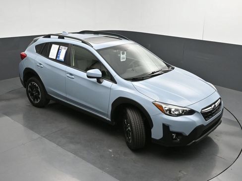 Used 2022 Subaru Crosstrek 2.0i Premium w/ Moonroof Package AWD/4WD image 45