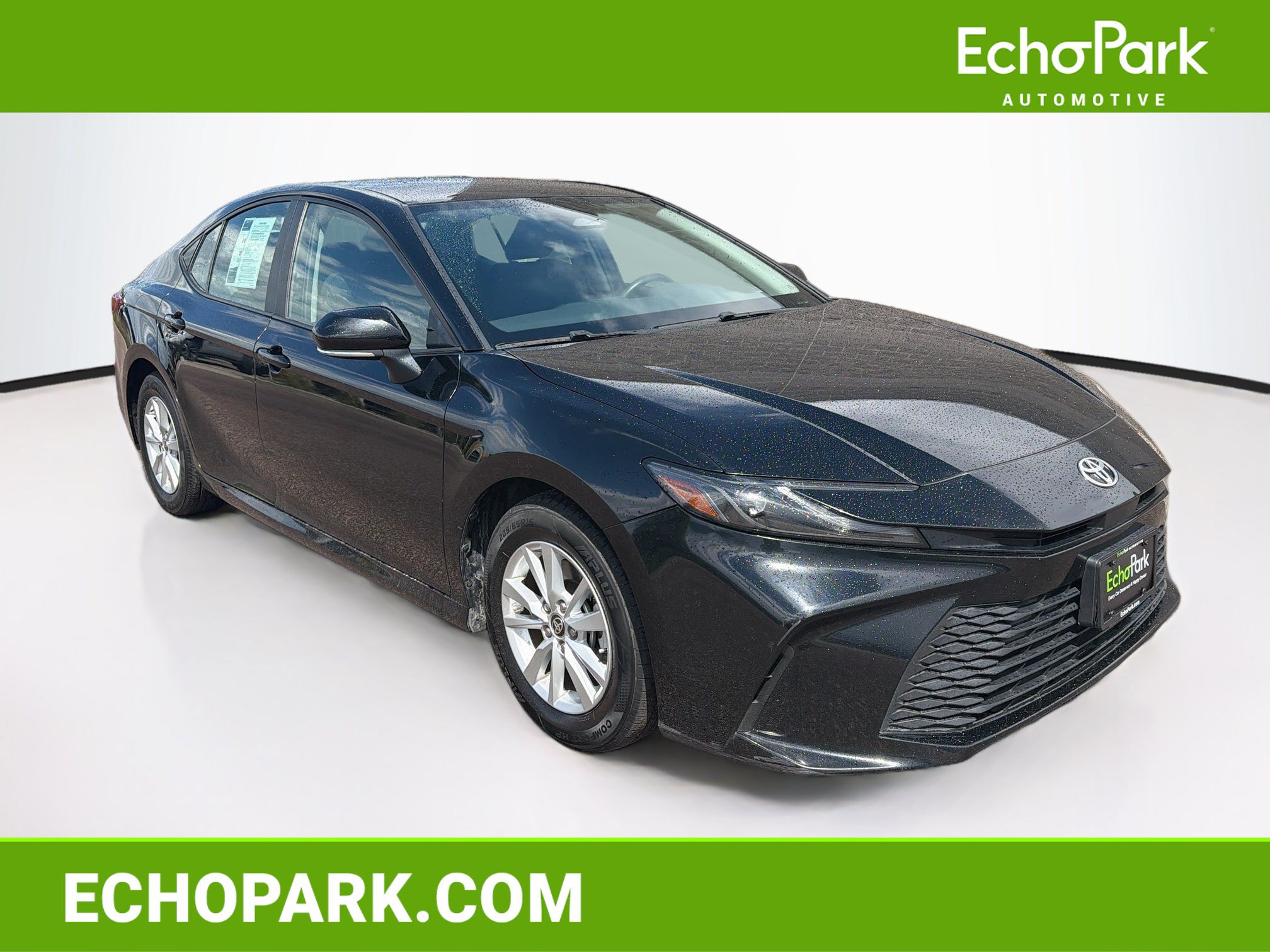 Used 2025 Toyota Camry LE FWD image 1