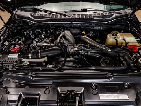 Used 2020 Ford F350 Platinum image 31