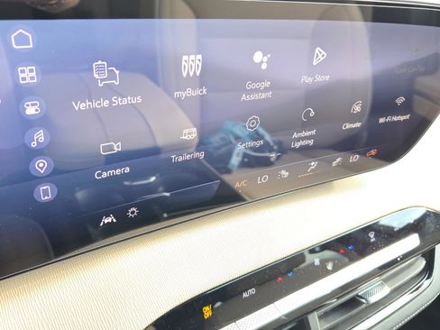 New 2026 Buick Enclave Preferred w/ Power Package FWD image 17