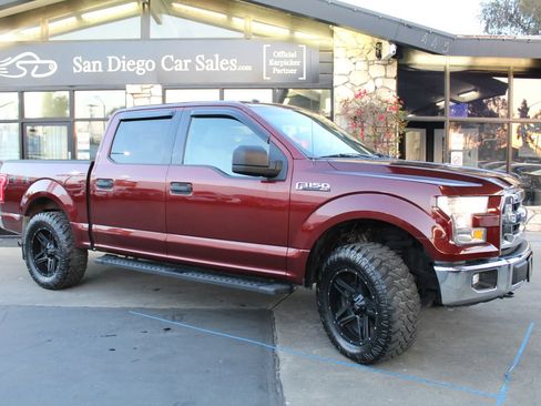 Used 2017 Ford F150 XLT AWD/4WD image 7