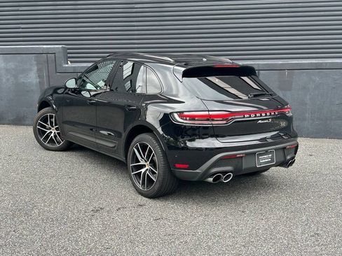 Certified 2023 Porsche Macan S AWD/4WD image 8