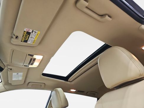 Used 2017 Toyota Highlander XLE FWD image 32
