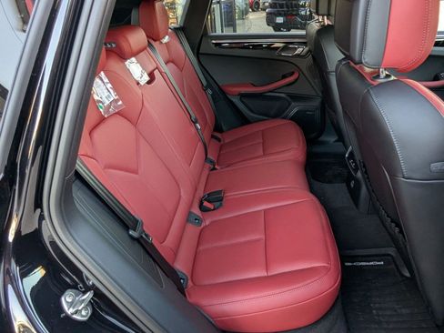 New 2026 Porsche Macan image 24